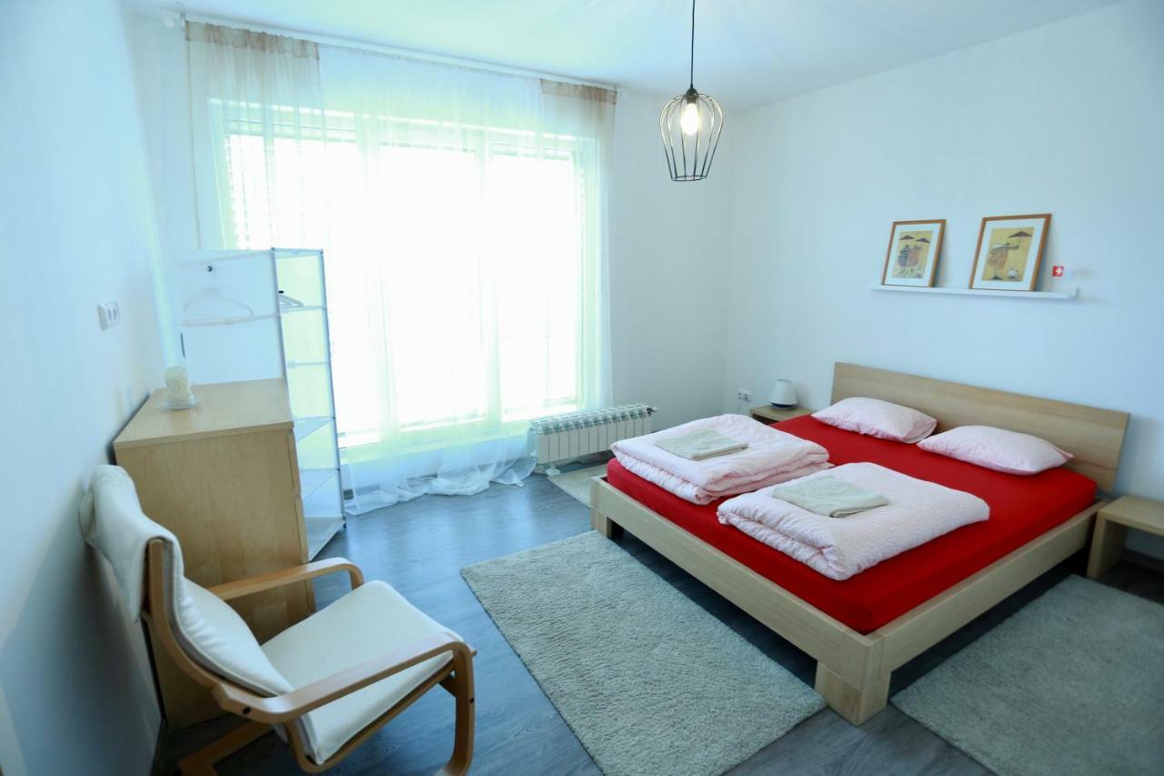 Sentis Hotel Uzhhorod Exterior foto